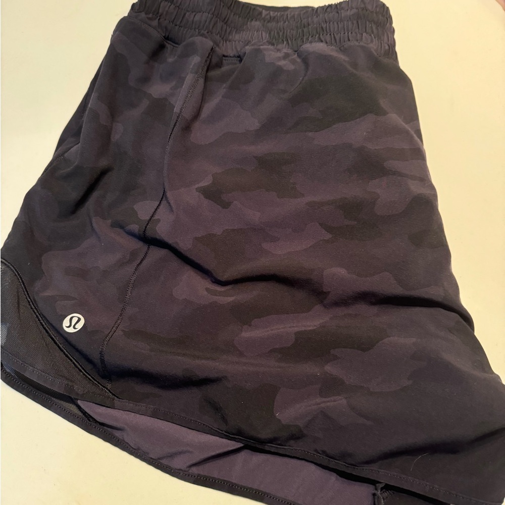 Lululemon Hotty HR 4” camo